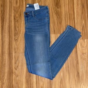 Hollister skinny jeans